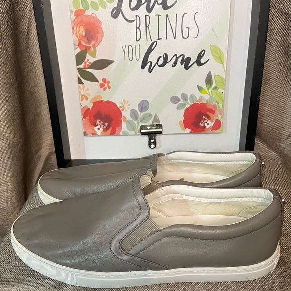 Sam Edelman Pixie Slip Ons - Picture 3 of 16